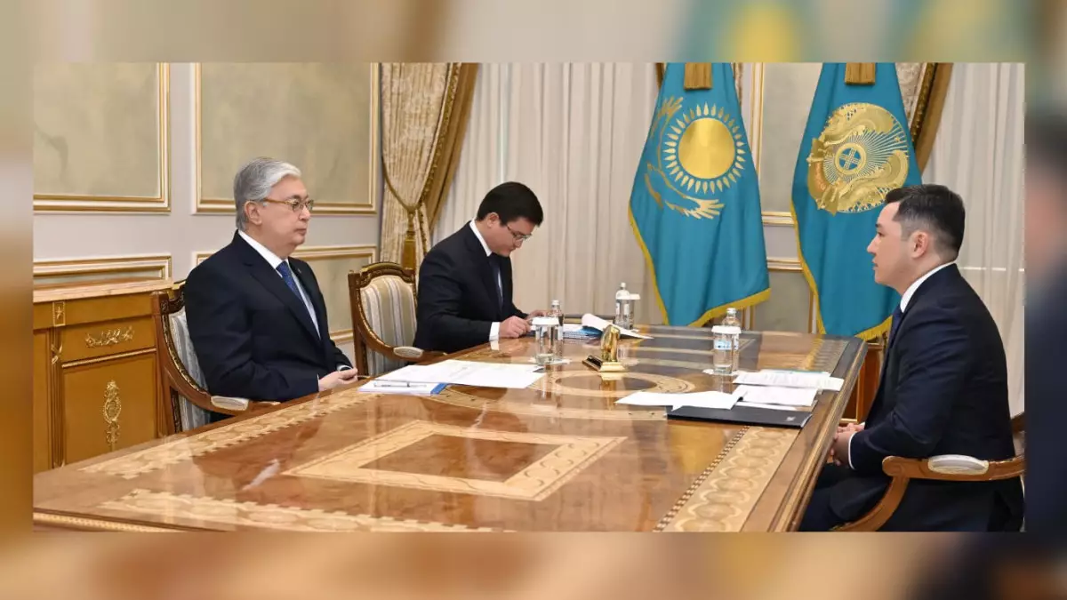 Токаев встретился с управляющим Международным финансовым центром «Астана»