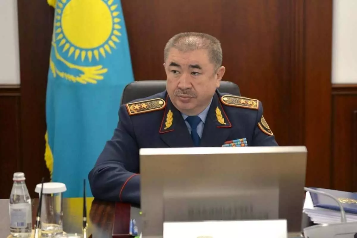 Бывший глава МВД Ерлан Тургумбаев взят под стражу на два месяца