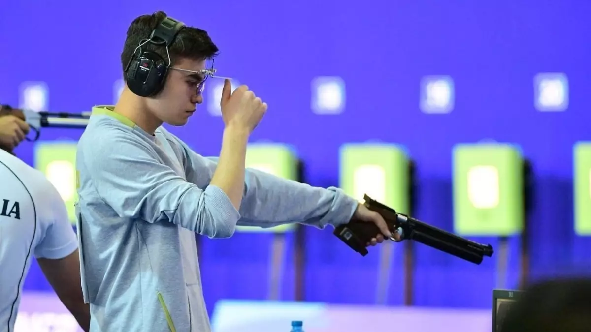 Сборная Казахстана поборется за "золото" Кубка мира по пулевой стрельбе