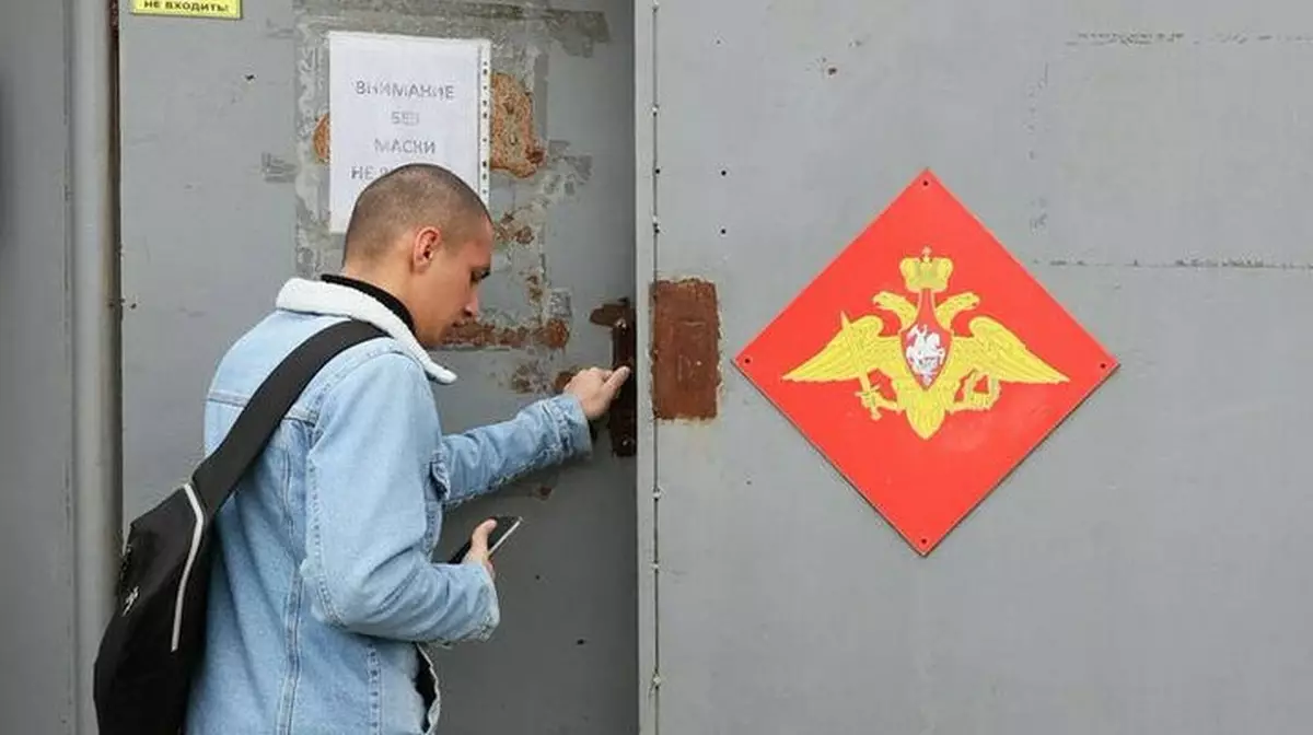 Санкт-Петербург: Әскери комиссариатта өзін-өзі өртеп жіберген ер адам көз жұмды