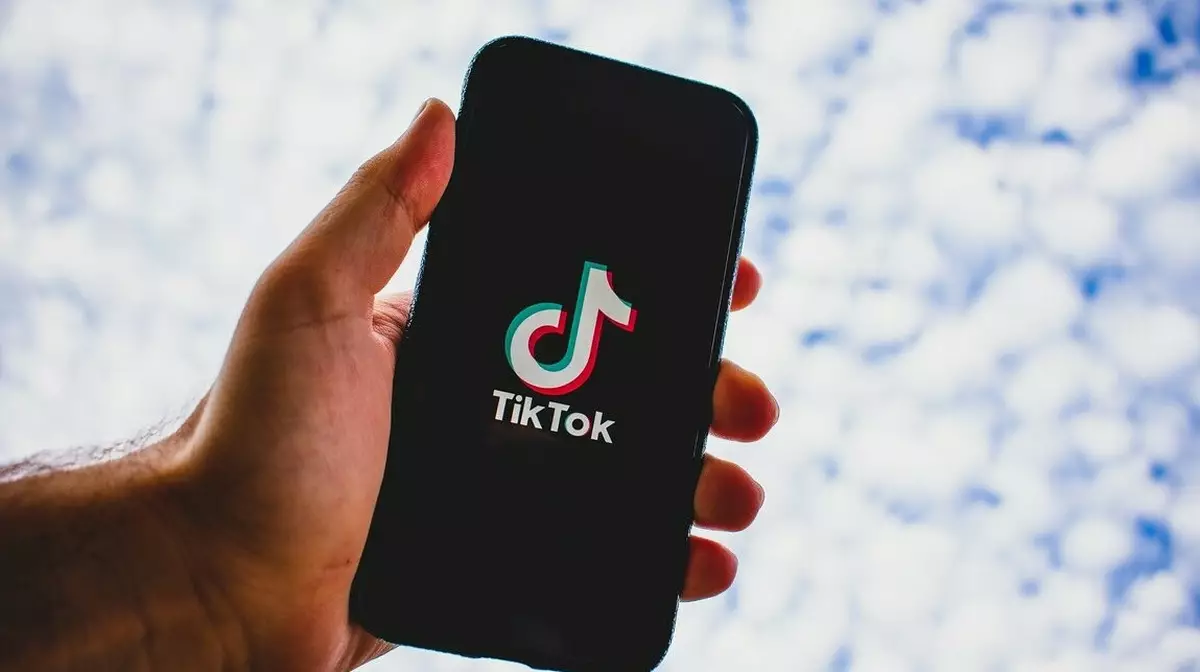 TikTok снял ограничения на публикацию контента в России