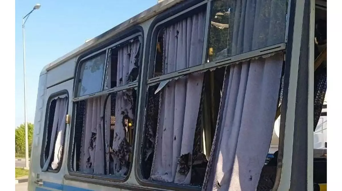 В Белгородской области дрон атаковал автобус