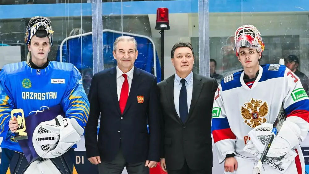 "Кумыс не дали, пожадничали". Хоккеист поставил под сомнение казахское гостеприимство