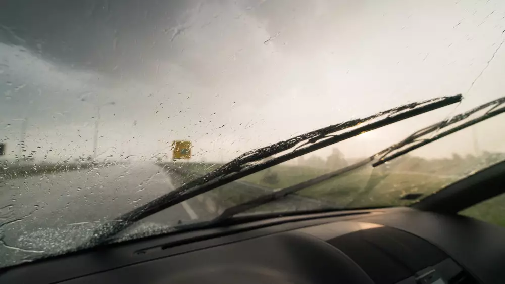 Почему дождливая погода - союзник вашего авто?