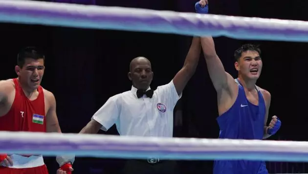 Боксер из Узбекистана толкнул казаха после боя с нокдауном на чемпионате Азии