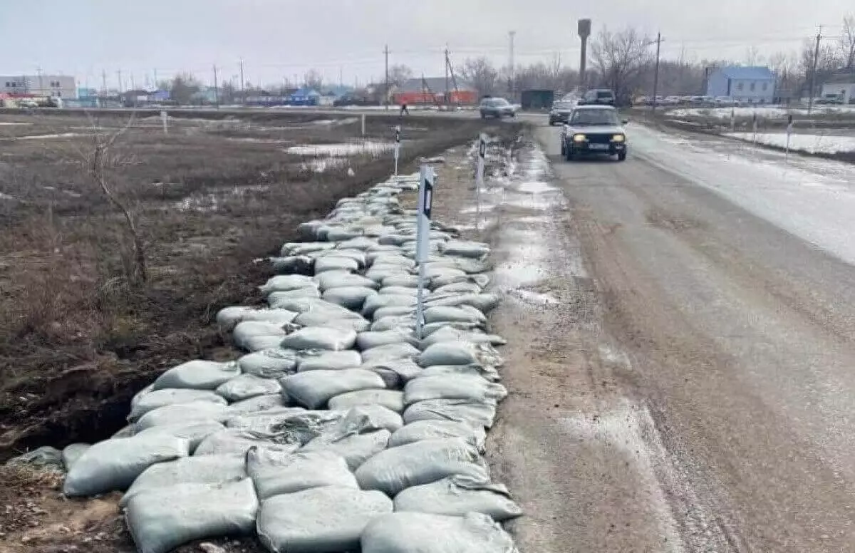 Уровень воды в реке Урал продолжает повышаться в Атырауской области