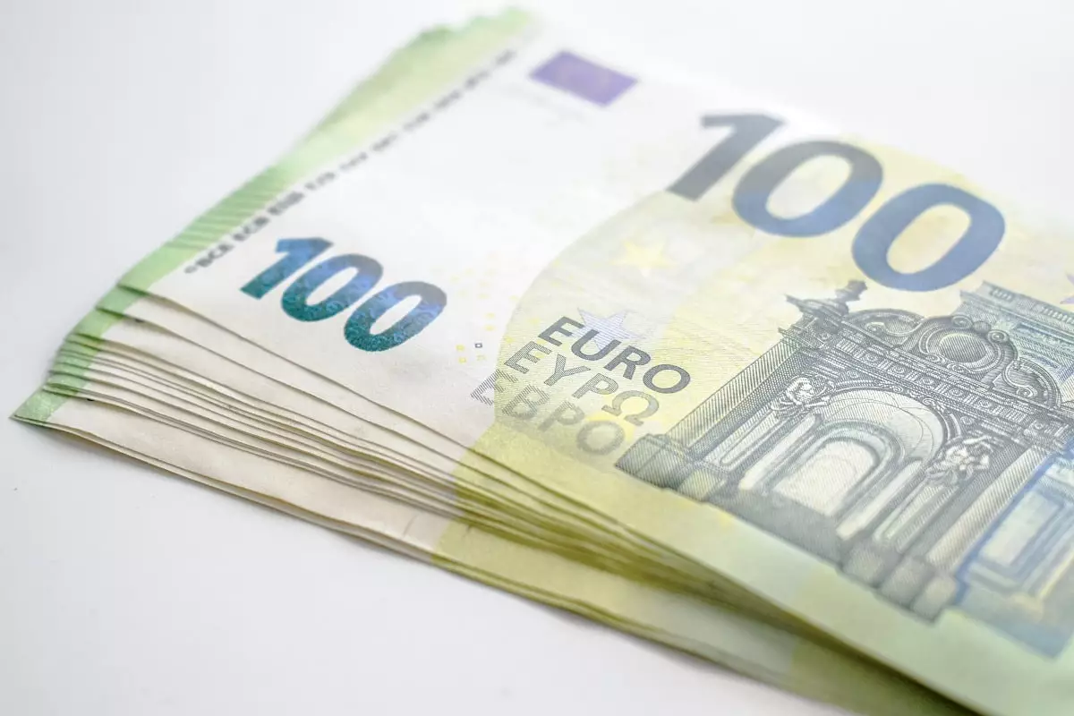 Курс доллара и евро в обменниках Алматы 4 мая 2024 