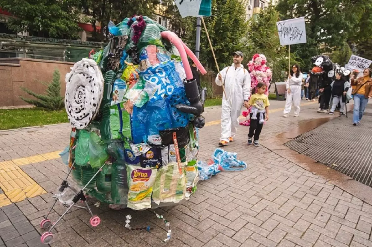 В Алматы определят победителя конкурса «Лучший арт-объект из мусора»