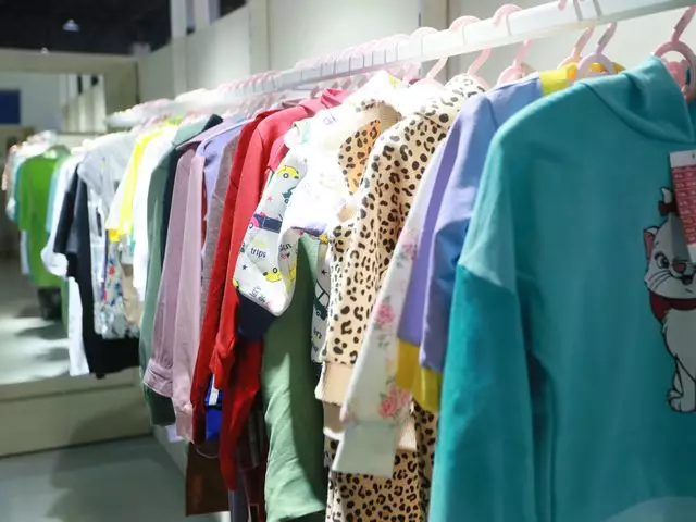 Стоимость одежды в Казахстане выросла на 10% за год