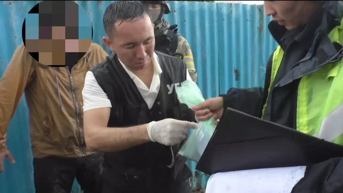 «Меф» на 5,5 млн тенге изъяли у крупных наркосбытчиков в Таразе