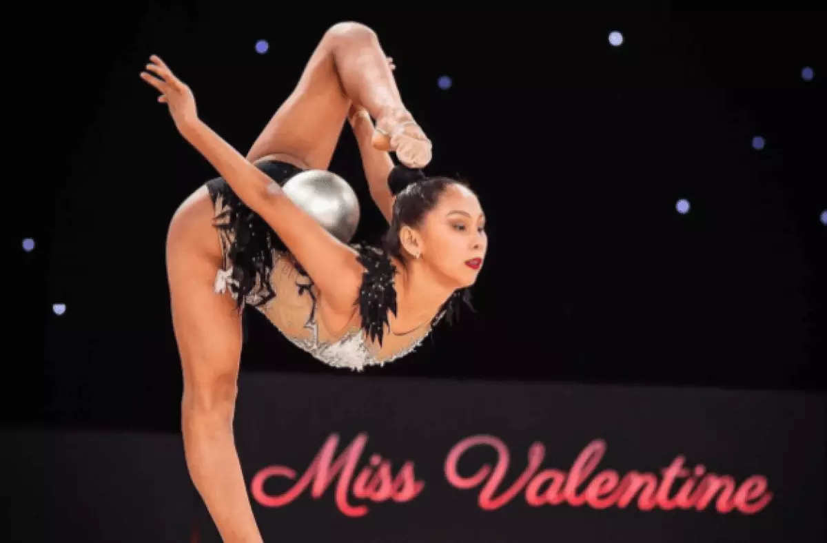 Казахстанская гимнастка завоевала "золото" чемпионата Азии