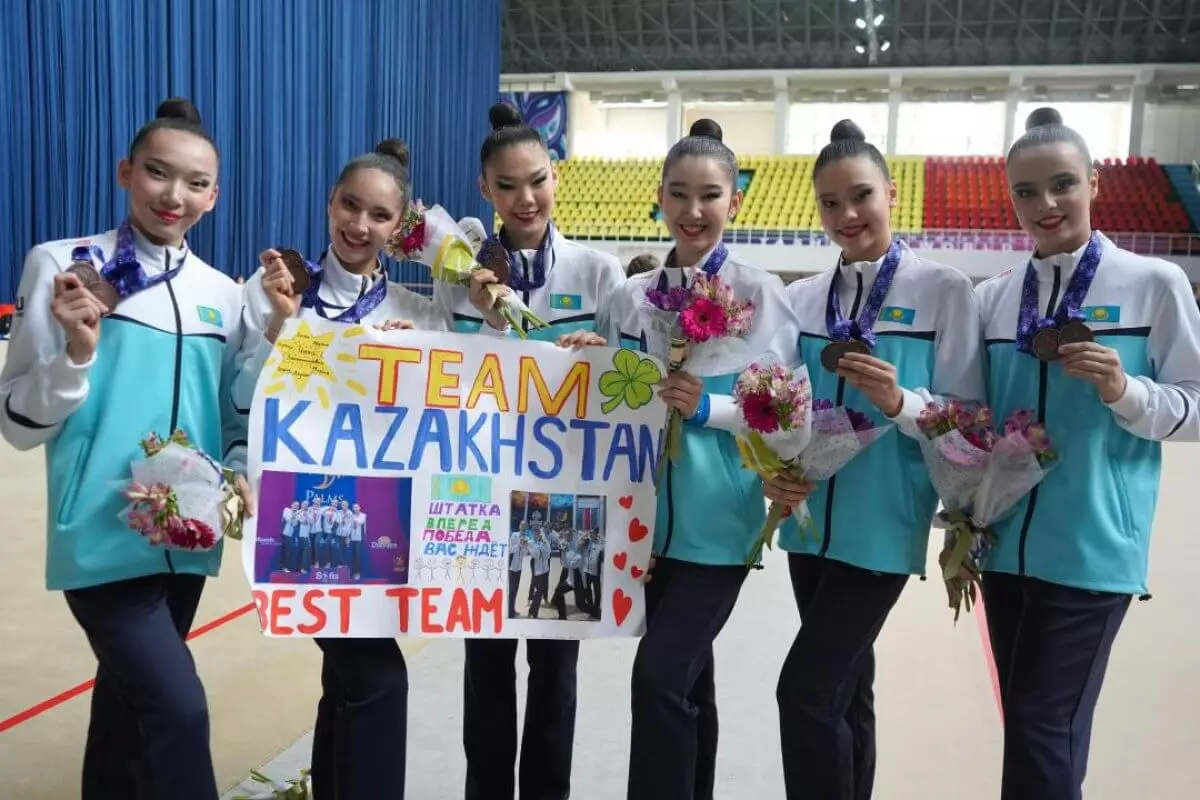 Казахстанские гимнастки завоевали серебро чемпионата Азии