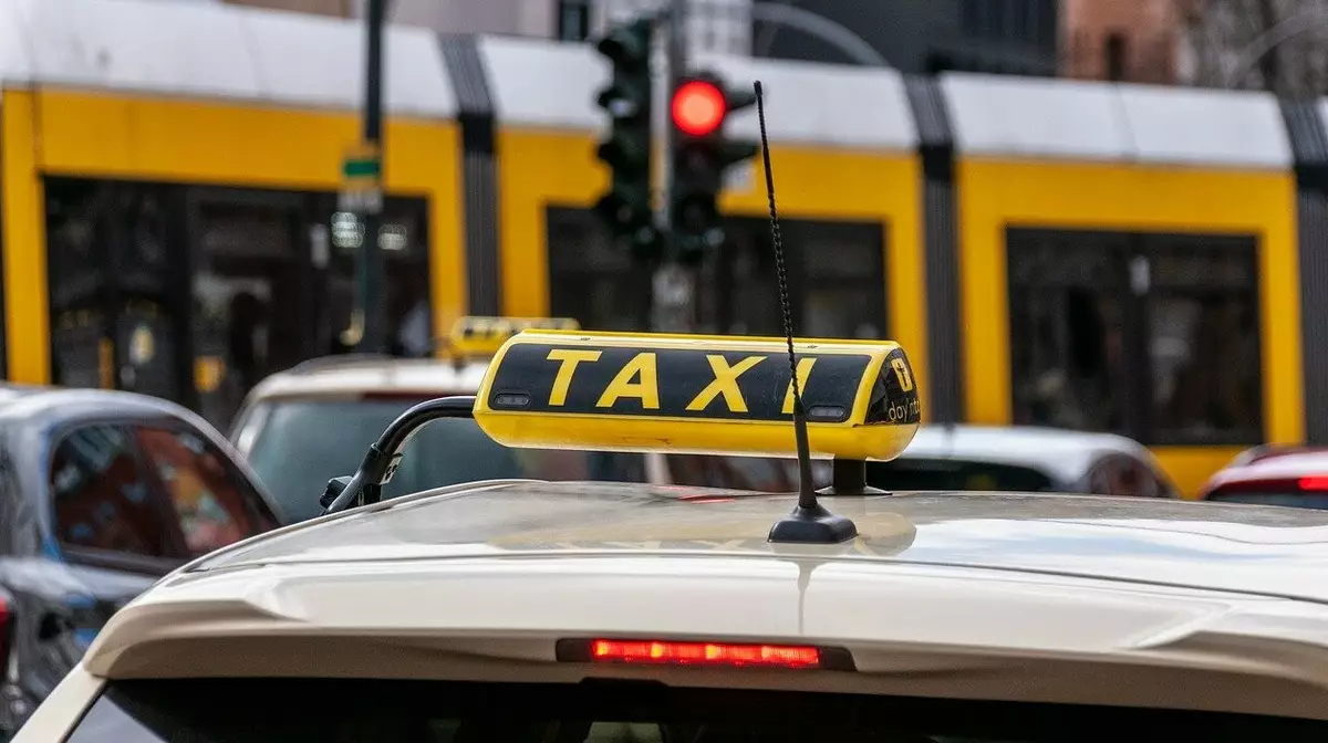 Мужчина обманул актюбинских таксистов на 182 тыс. тенге