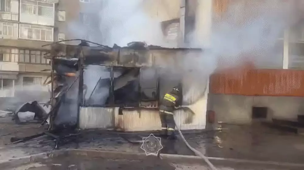 Пожар в донерной потушили в Астане