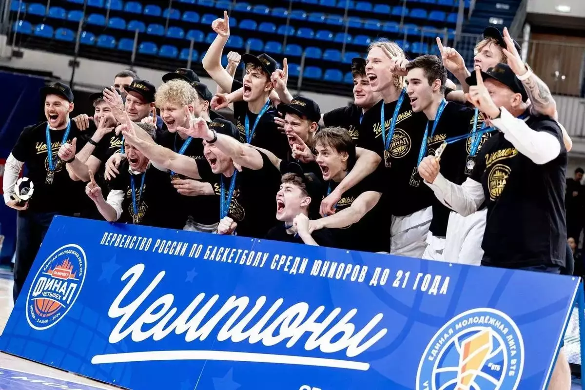 «Зенит» стал чемпионом Единой молодежной лиги сезона-2023/24