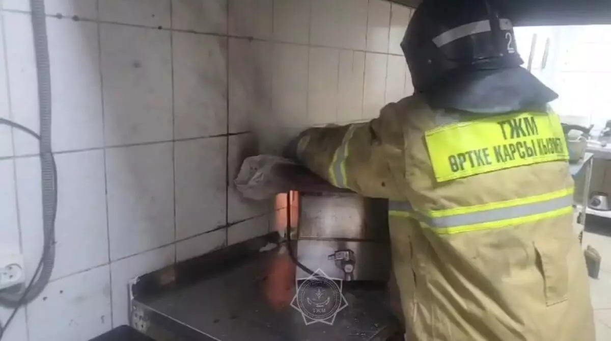 Масло стало причиной пожара в одном из кафе Астаны