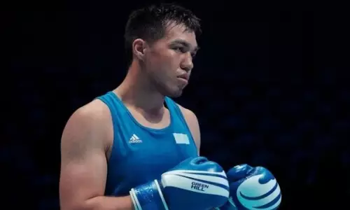 Казахстанский боксер сразится с чемпионом мира из Узбекистана