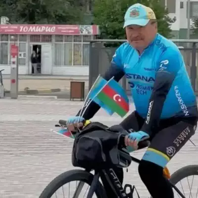 64-летний казахстанец отправился на велосипеде в Париж