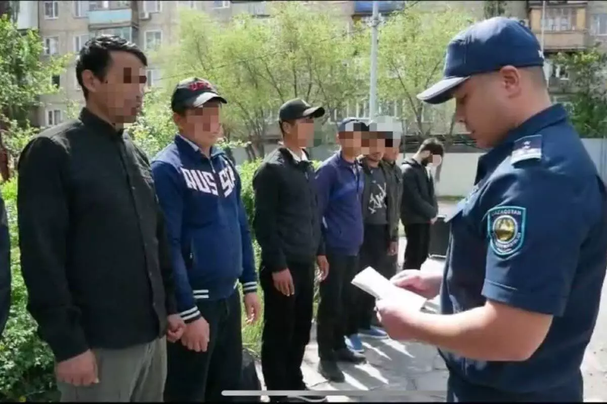Из Казахстана выдворили 16 иностранцев, незаконно работавших в Улытау