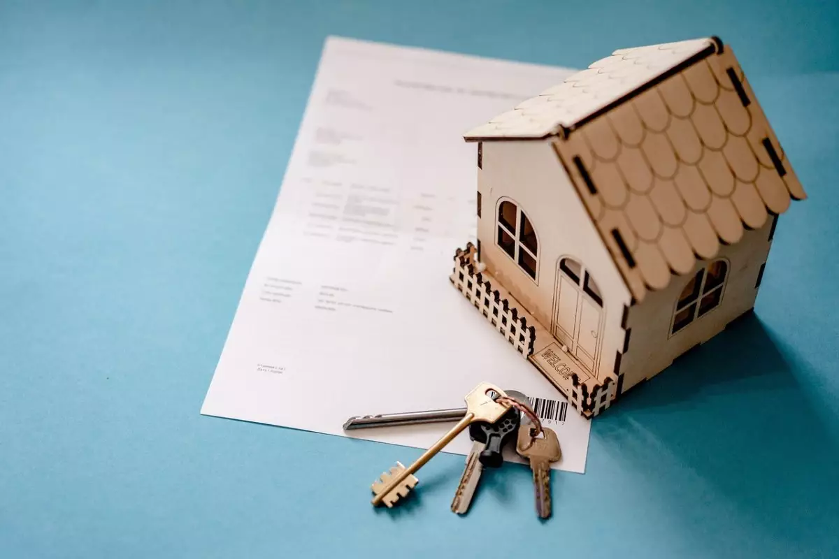 Регистрацию сделок с жильем приостановят в Казахстане