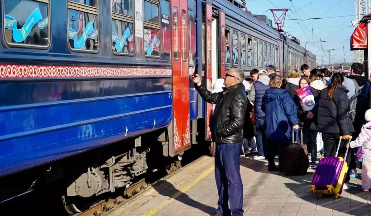 «Поезд Победы» отправился из Астаны в Павлодар (ФОТО)