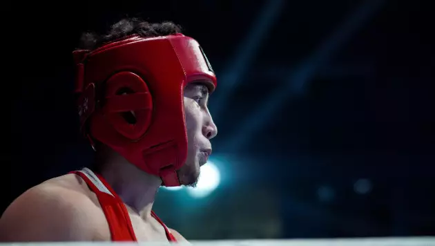 Казахстан на нокдауне выиграл золото чемпионата Азии по боксу