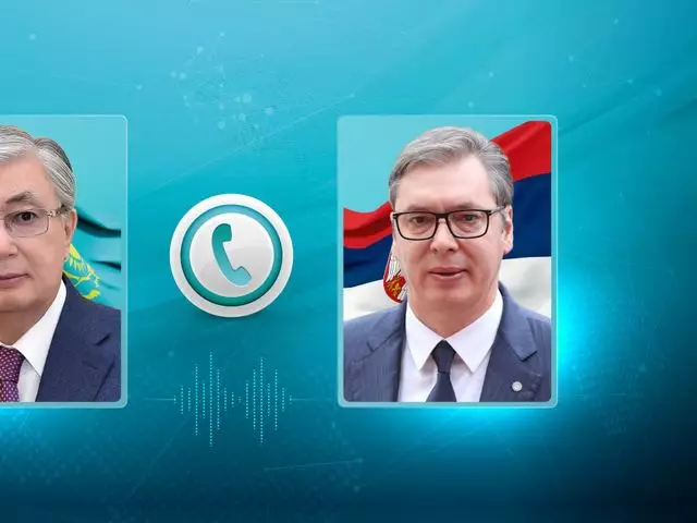 Глава государства провел телефонный разговор с президентом Сербии