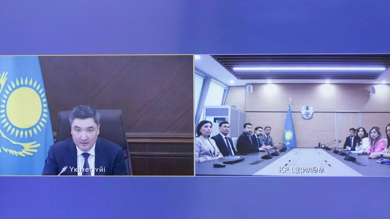 Бектенов дал поручения новому министру цифрового развития