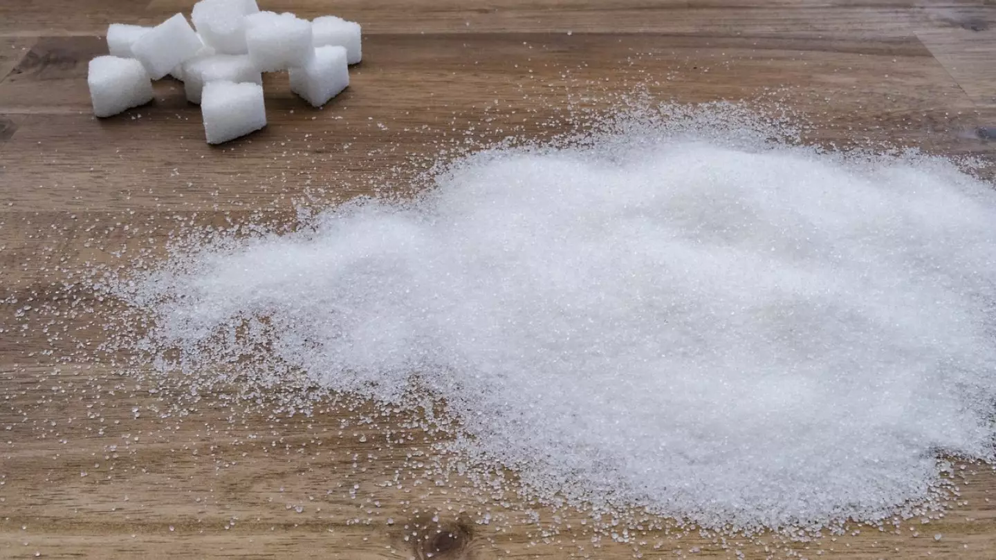 Казахстан приостанавливает экспорт сахара до конца лета