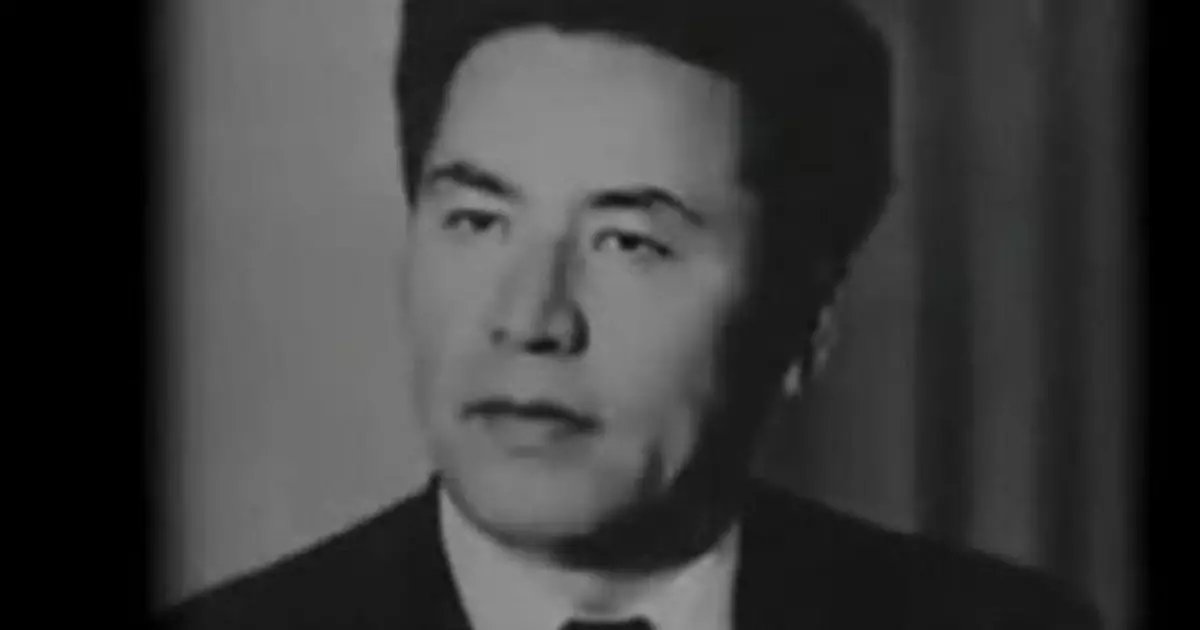   Астанадағы мектепке Рақымжан Қошқарбаевтың аты берілді   