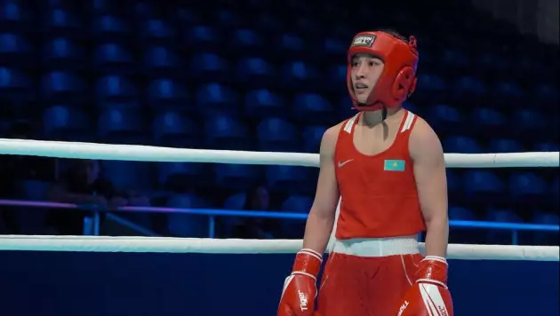 Чемпионка мира из Казахстана завалила соперницу и осталась без золота ЧА по боксу