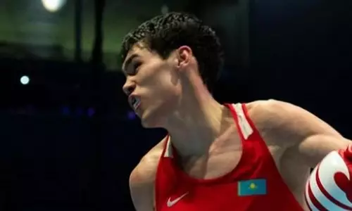 Чемпион мира по боксу из Казахстана деклассом взял «золото» ЧА-2024 до 22 лет
