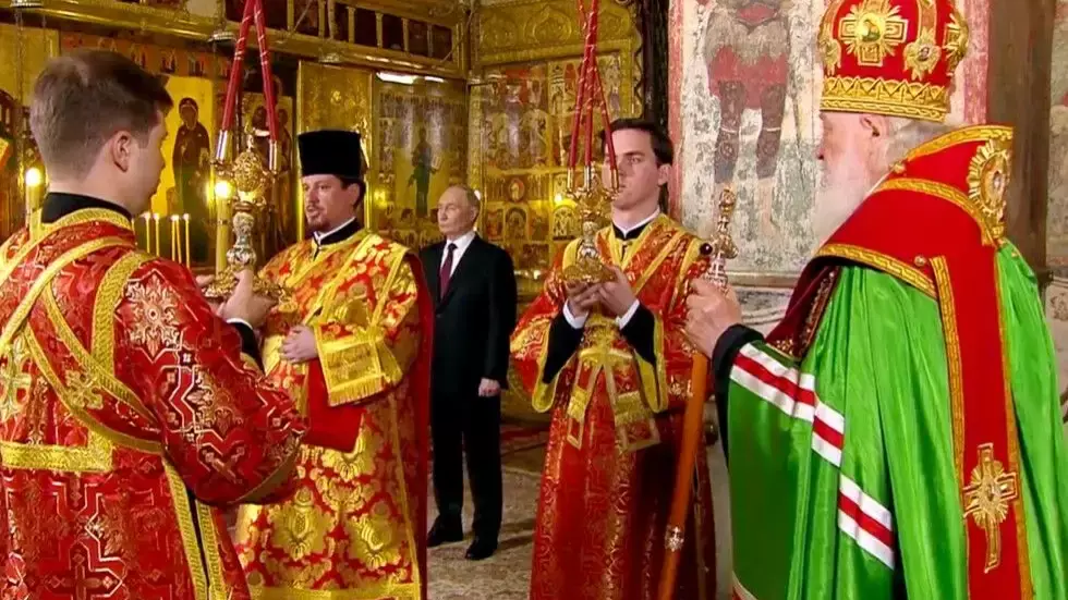 Патриарх пожелал Путину править Россией до конца жизни