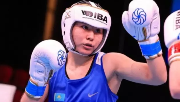 Девушки принесли Казахстану два золота ЧА по боксу