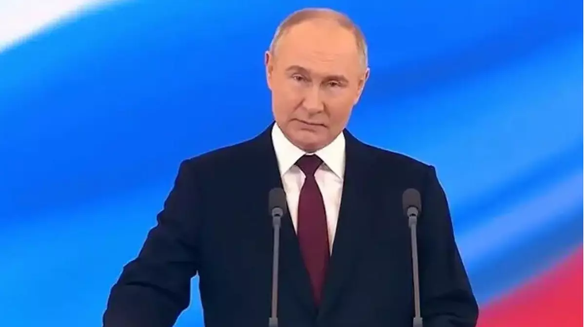 Путин бесінші рет Ресей президенті қызметіне ресми кірісті