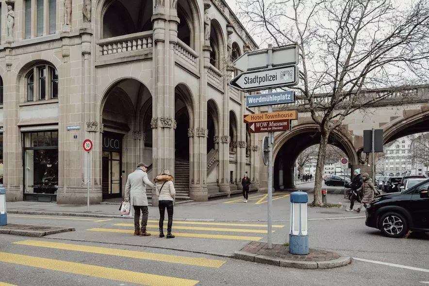 Новое исследование показывает жизненную важность развитой пешеходной инфраструктуры для успеха общественного транспорта