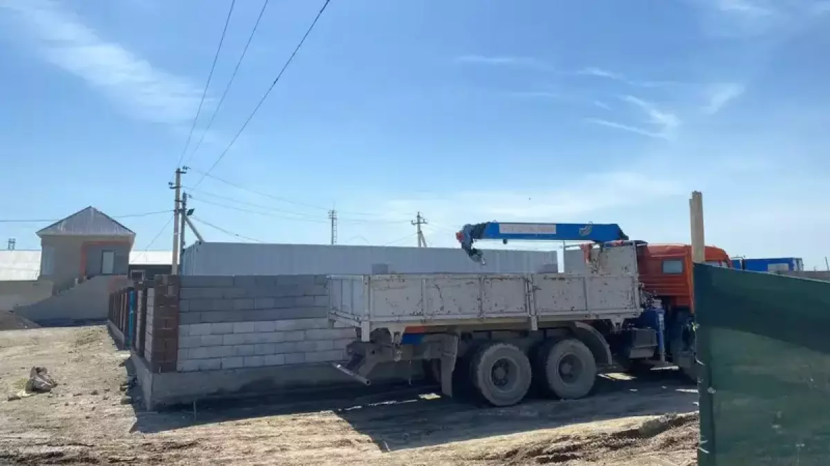 Погибли строители от удара током в Кызылординской области