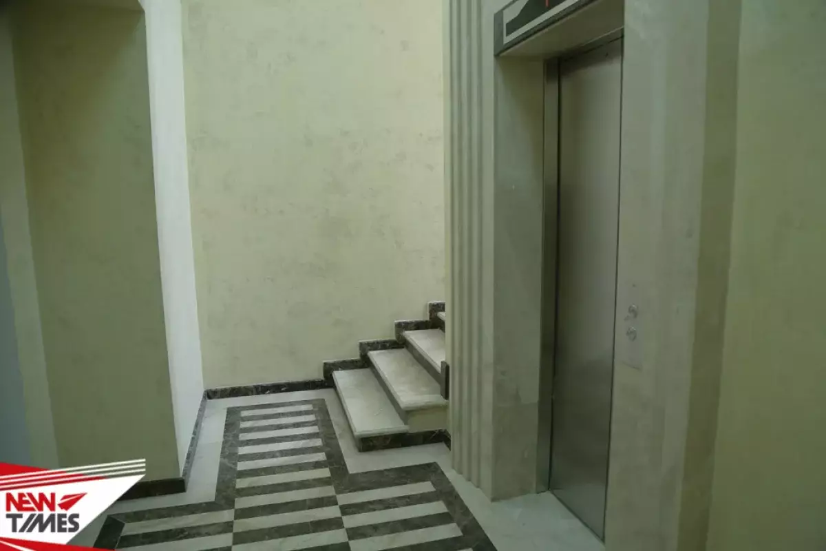 Лифт упал в жилом доме Семея: Шесть человек пострадали