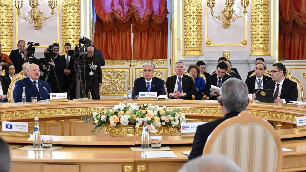 Сотрудничество способствует развитию экономики Казахстана - Токаев о ЕАЭС