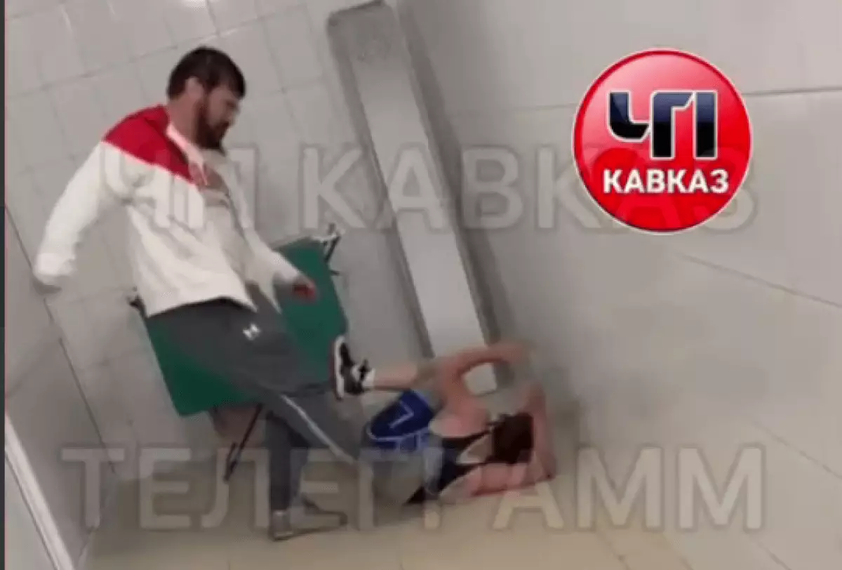 Дагестанский тренер избил ребенка ногами за поражение