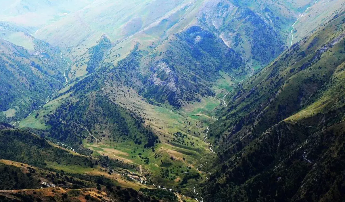 Мужчина скончался от остановки сердца в горах Туркестанской области