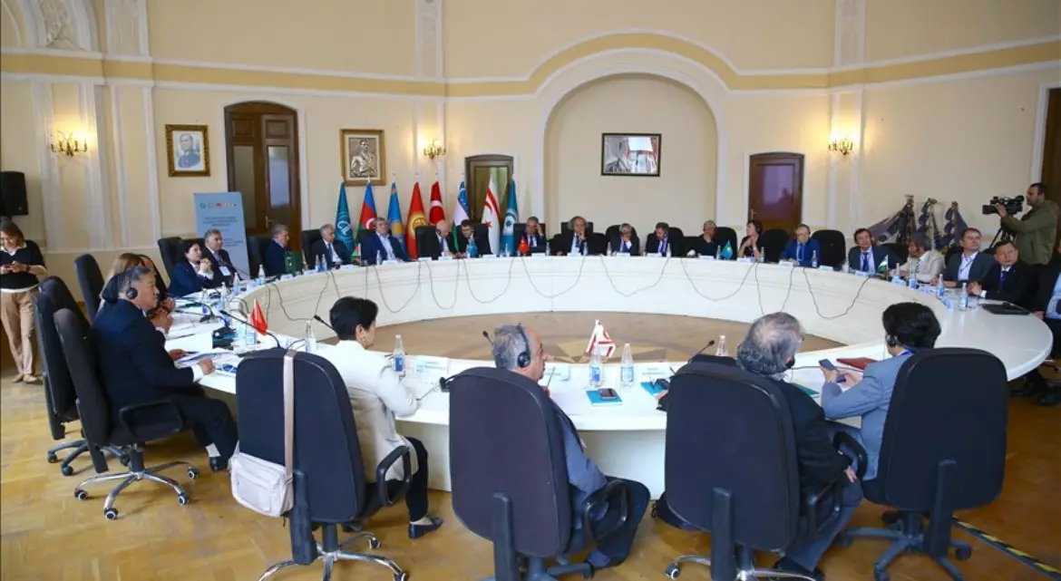 В Баку состоялось второе заседание Комиссии по общему алфавиту тюркского мира