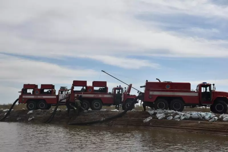 Более 5 тысяч казахстанцев остаются в эвакопунктах из-за паводков