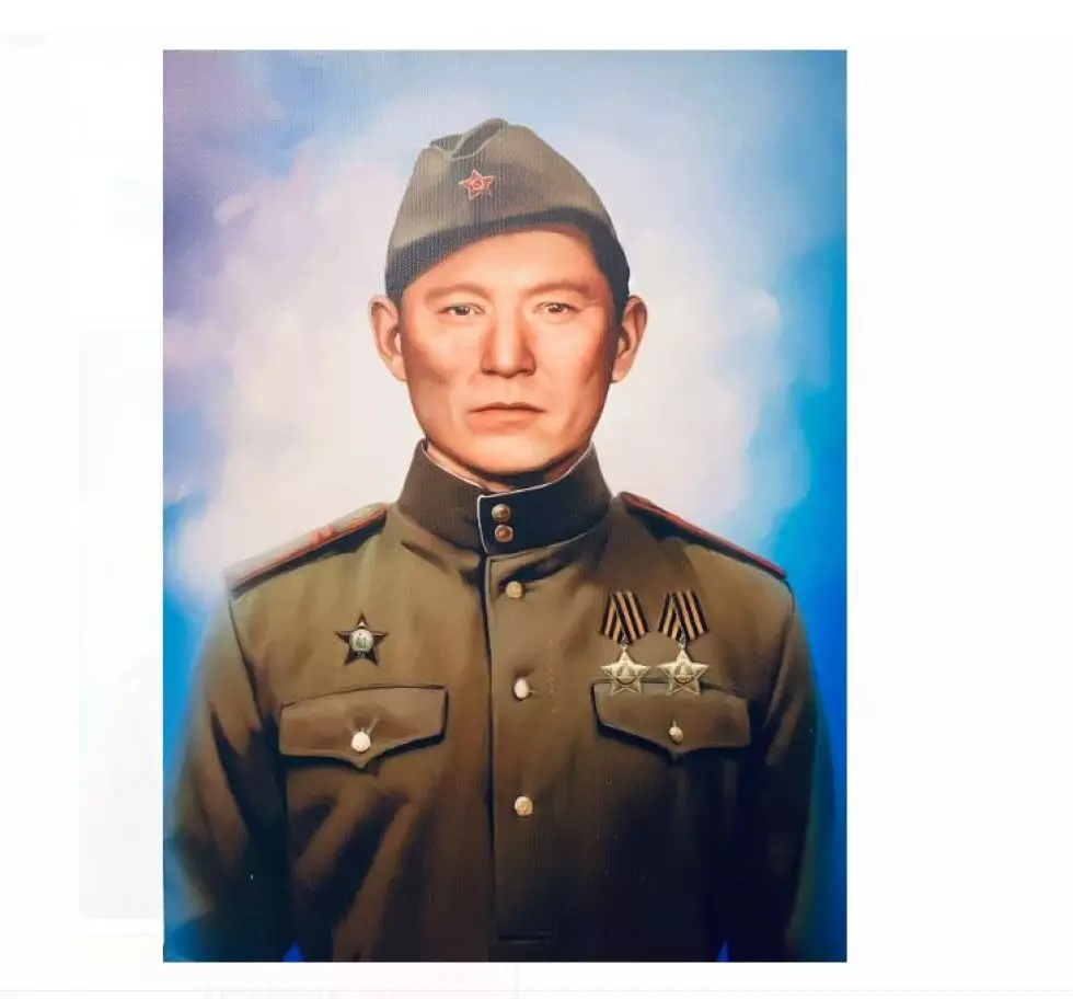 Забросал гранатами пулемётную точку: алматинец разыскал родного дядю-героя Великой Отечественной войны