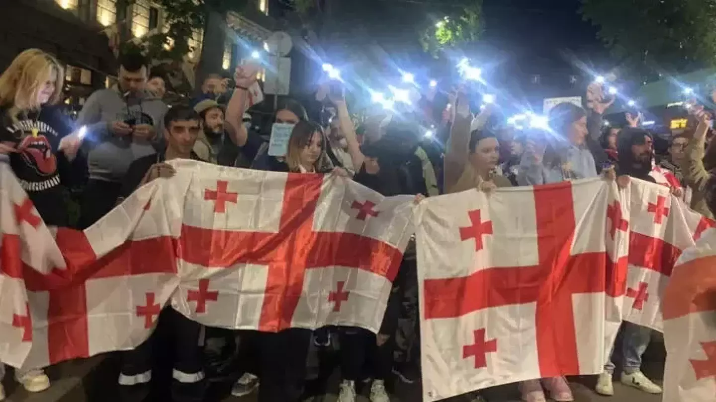 Протесты в Грузии: оппозиционеры сообщают об избиениях неизвестными