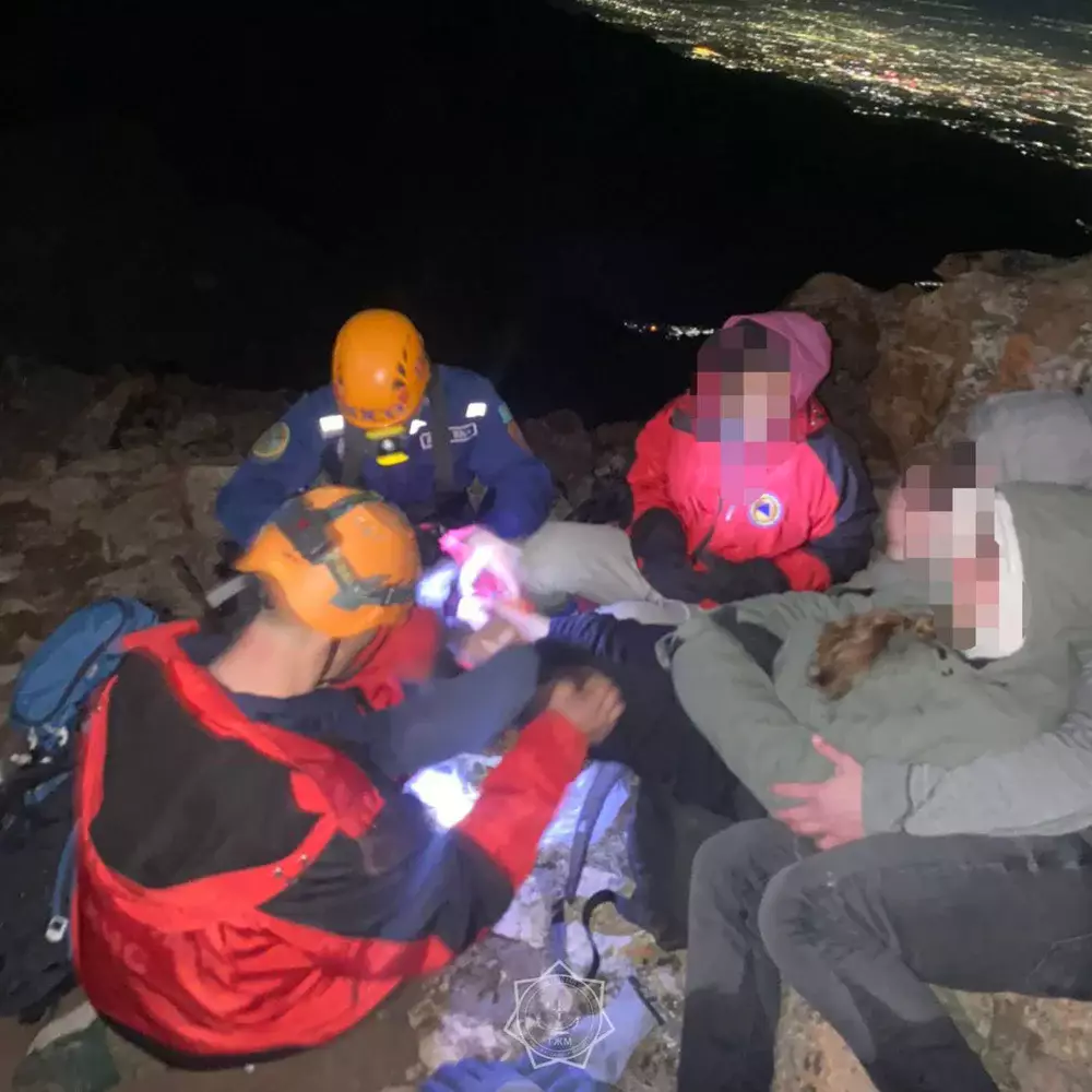 Туристку спасли в горах близ Алматы