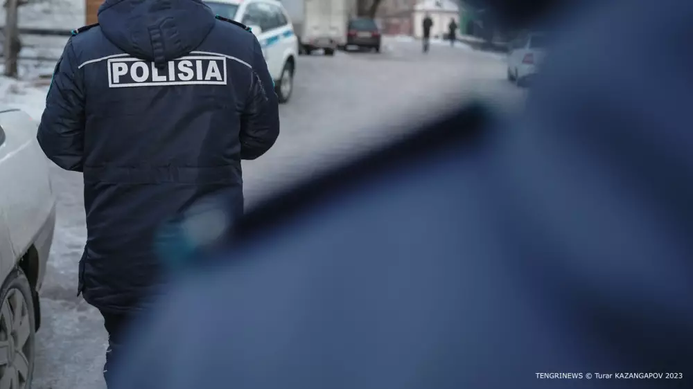 Алматы патрулируют усиленные наряды полиции