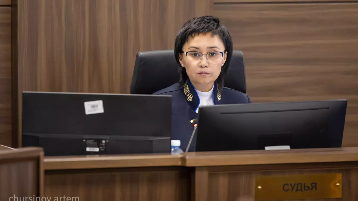 В суде над Бишимбаевым приступили к формированию вопросов для присяжных заседателей