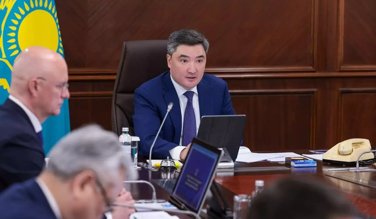 «Перестаньте проводить формальные отчетные штабы»: Бектенов обратился к акимам