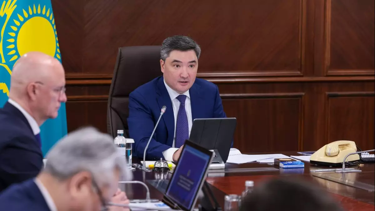 «Результаты работ проверю лично» - что поручил акимам областей Премьер-Министр Казахстана